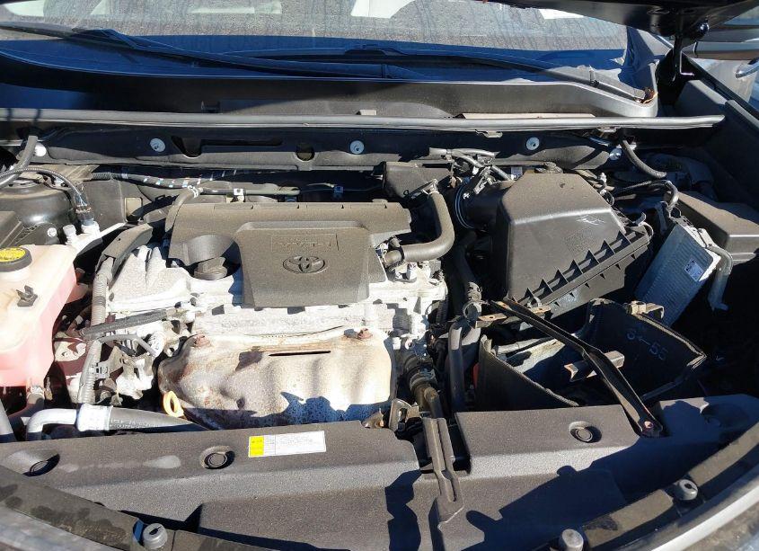 Photo 10 of 2017 Toyota Rav4 XLE (VIN 2T3RFREV2HW681493)