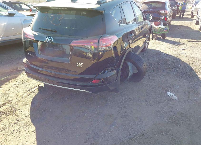 Photo 4 of 2017 Toyota Rav4 XLE (VIN 2T3RFREV2HW681493)