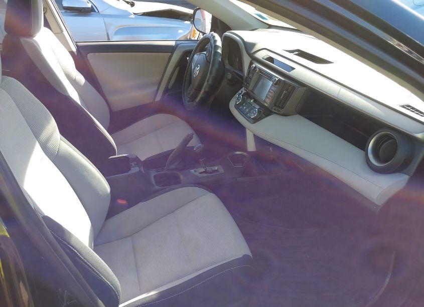 Photo 5 of 2017 Toyota Rav4 XLE (VIN 2T3RFREV2HW681493)