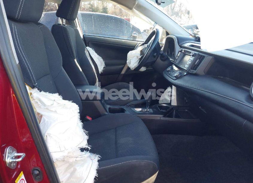 Photo 5 of 2018 Toyota Rav4 ADVENTURE/XLE (VIN 2T3RFREV2JW731055)