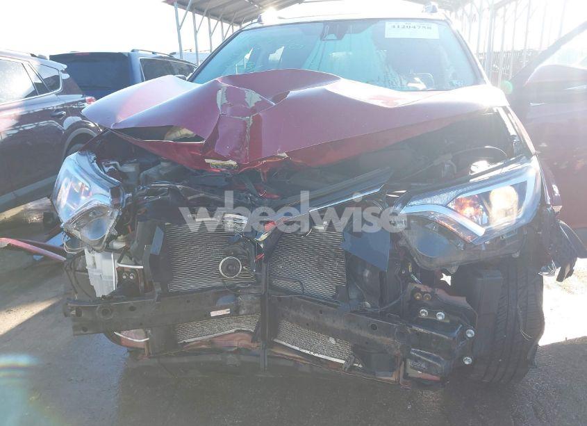 Photo 6 of 2018 Toyota Rav4 ADVENTURE/XLE (VIN 2T3RFREV2JW731055)