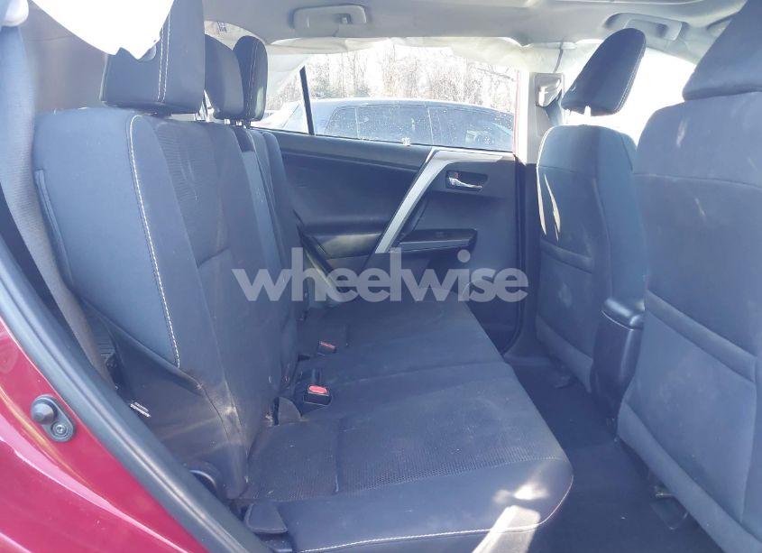 Photo 8 of 2018 Toyota Rav4 ADVENTURE/XLE (VIN 2T3RFREV2JW731055)