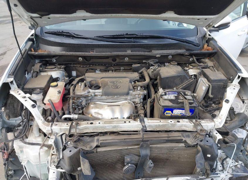 Photo 10 of 2018 Toyota Rav4 ADVENTURE/XLE (VIN 2T3RFREV2JW733310)