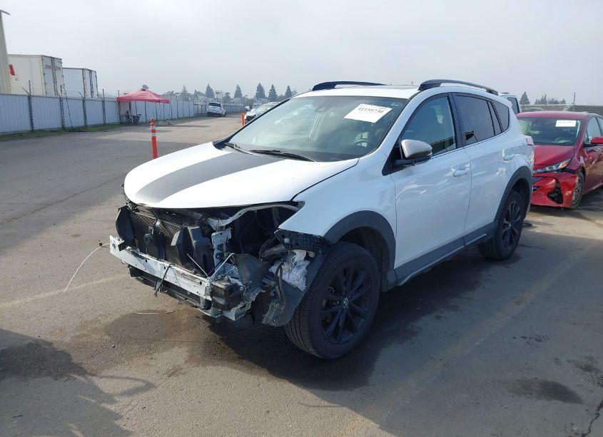 Photo 2 of 2018 Toyota Rav4 ADVENTURE/XLE (VIN 2T3RFREV2JW733310)