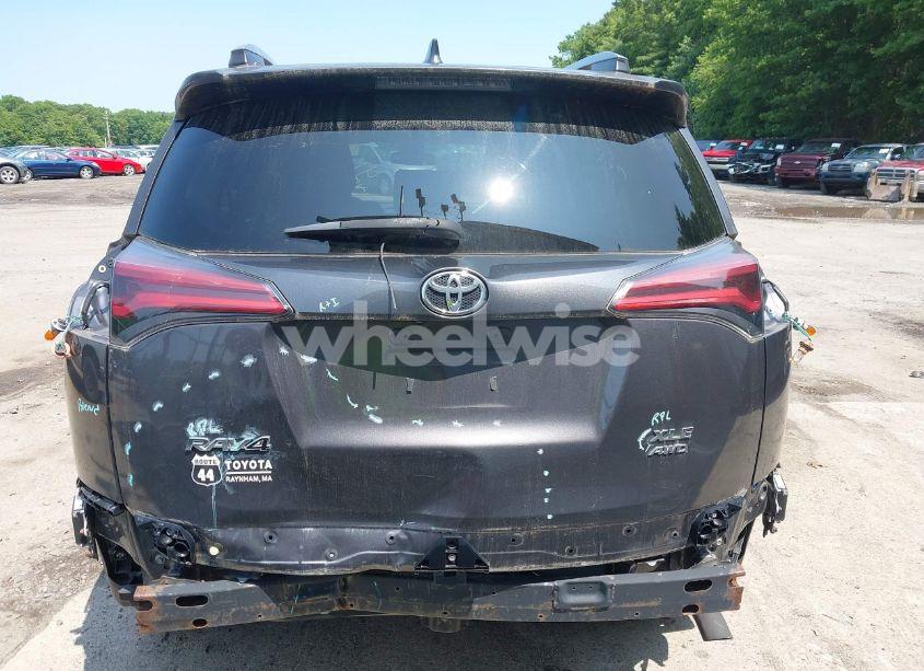 Photo 16 of 2018 Toyota Rav4 ADVENTURE/XLE (VIN 2T3RFREV2JW738510)