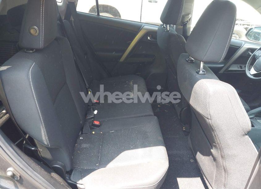 Photo 8 of 2018 Toyota Rav4 ADVENTURE/XLE (VIN 2T3RFREV2JW738510)