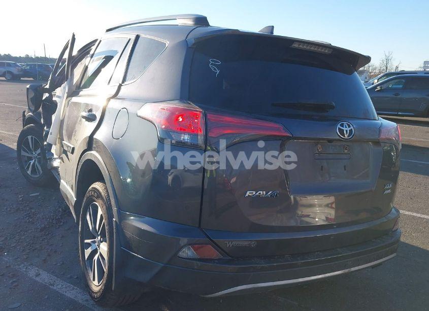 Photo 3 of 2018 Toyota Rav4 ADVENTURE/XLE (VIN 2T3RFREV2JW743853)