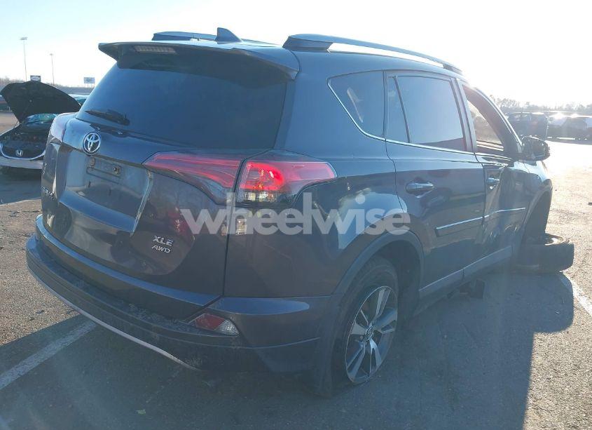 Photo 4 of 2018 Toyota Rav4 ADVENTURE/XLE (VIN 2T3RFREV2JW743853)