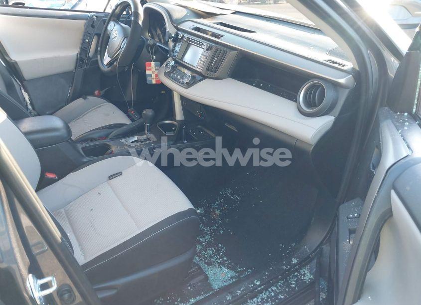 Photo 5 of 2018 Toyota Rav4 ADVENTURE/XLE (VIN 2T3RFREV2JW743853)