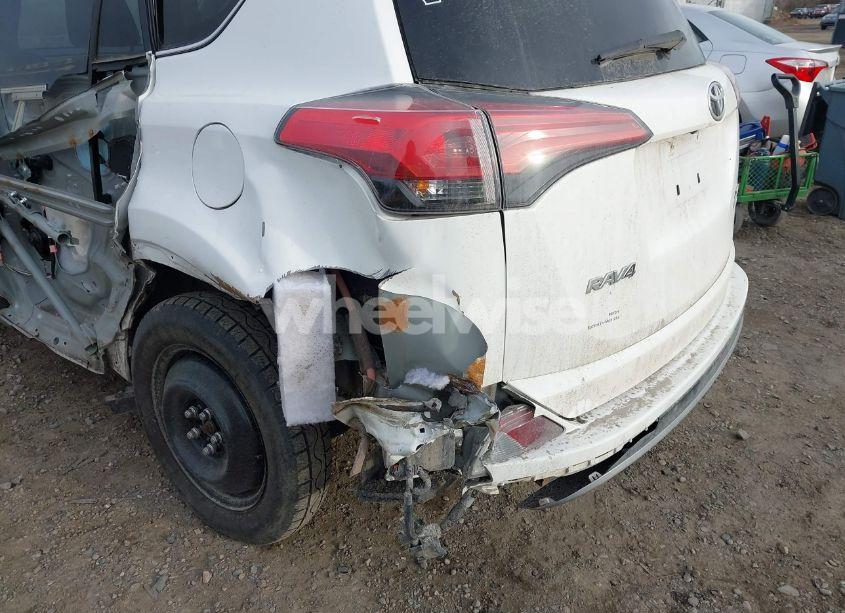 Photo 18 of 2018 Toyota Rav4 ADVENTURE/XLE (VIN 2T3RFREV2JW777906)