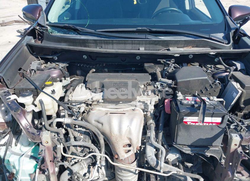 Photo 10 of 2018 Toyota Rav4 ADVENTURE/XLE (VIN 2T3RFREV2JW840776)