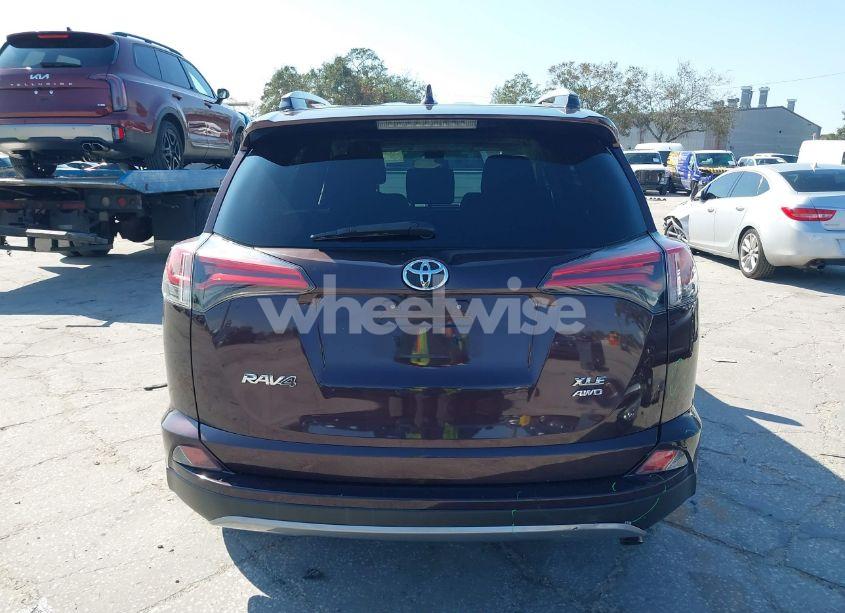 Photo 17 of 2018 Toyota Rav4 ADVENTURE/XLE (VIN 2T3RFREV2JW840776)