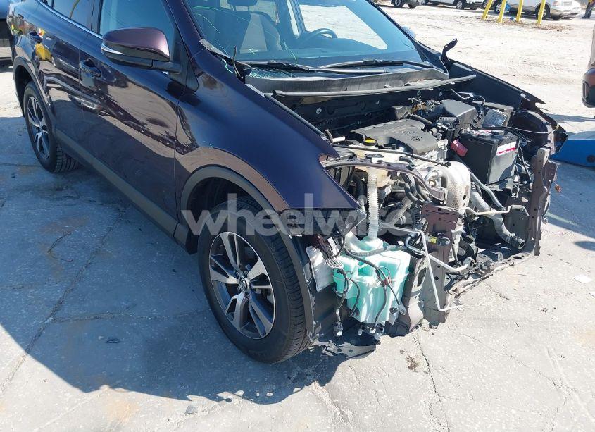 Photo 18 of 2018 Toyota Rav4 ADVENTURE/XLE (VIN 2T3RFREV2JW840776)