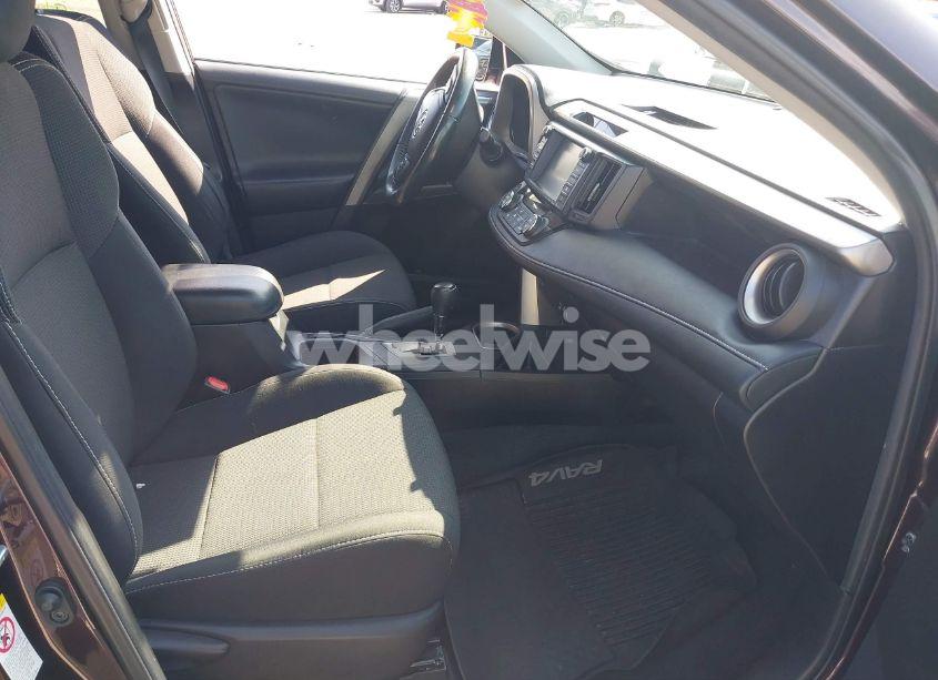 Photo 5 of 2018 Toyota Rav4 ADVENTURE/XLE (VIN 2T3RFREV2JW840776)