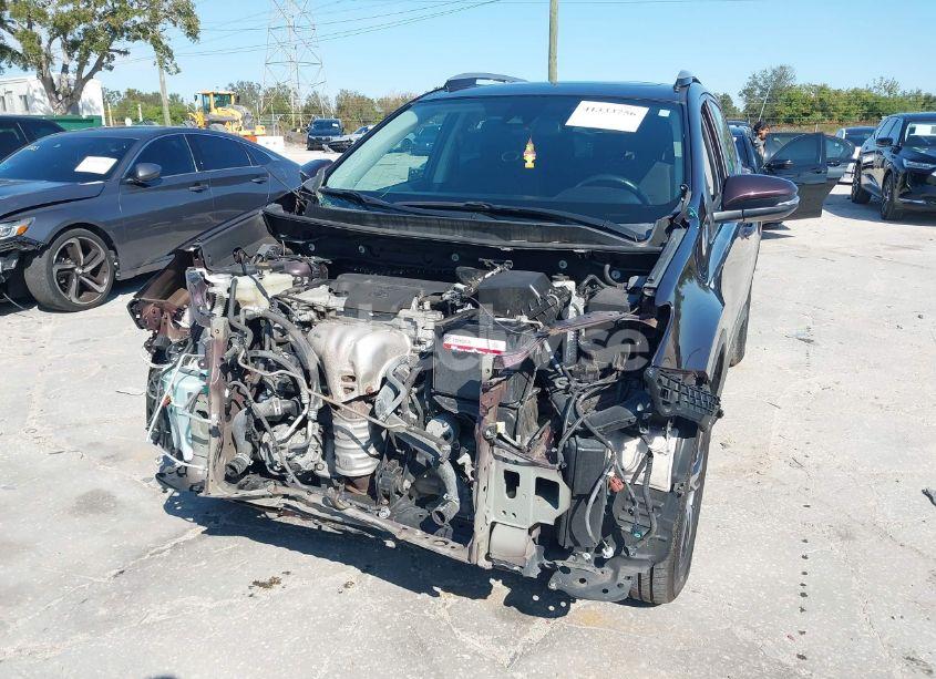 Photo 6 of 2018 Toyota Rav4 ADVENTURE/XLE (VIN 2T3RFREV2JW840776)