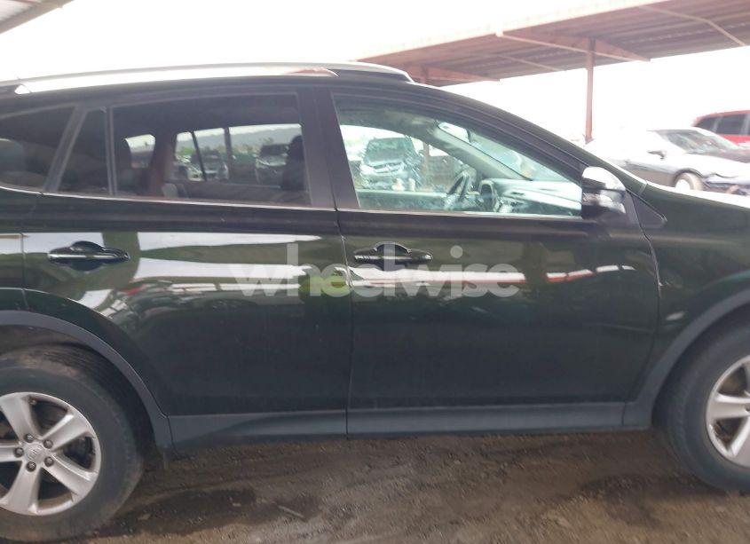 Photo 13 of 2013 Toyota Rav4 XLE (VIN 2T3RFREV3DW050293)