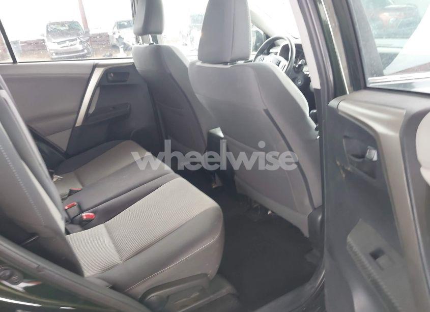 Photo 8 of 2013 Toyota Rav4 XLE (VIN 2T3RFREV3DW050293)