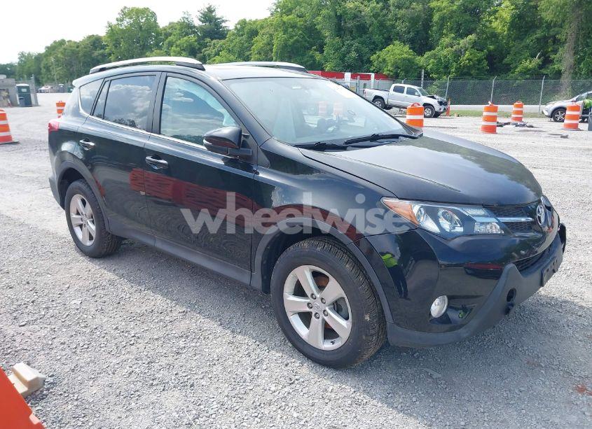 2013 Toyota Rav4 XLE (VIN 2T3RFREV3DW120987) main photo