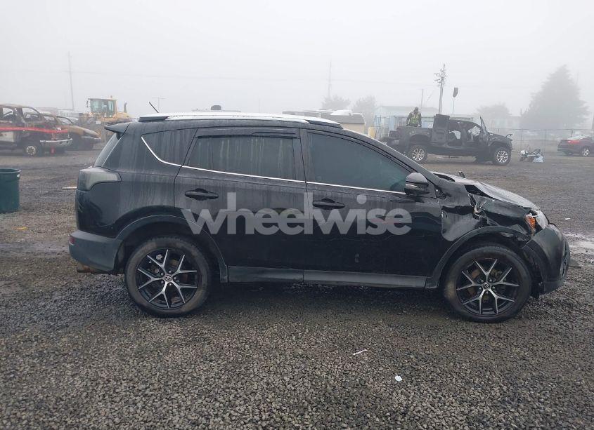 Photo 13 of 2014 Toyota Rav4 XLE (VIN 2T3RFREV3EW153053)