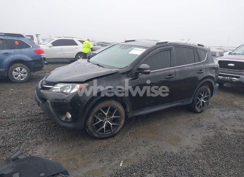 Photo 2 of 2014 Toyota Rav4 XLE (VIN 2T3RFREV3EW153053)