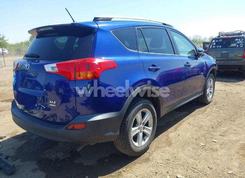 Photo 4 of 2014 Toyota Rav4 XLE (VIN 2T3RFREV3EW201716)