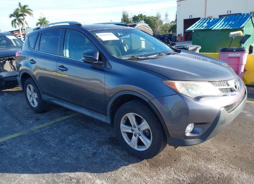 2014 Toyota Rav4 XLE (VIN 2T3RFREV3EW202767) main photo