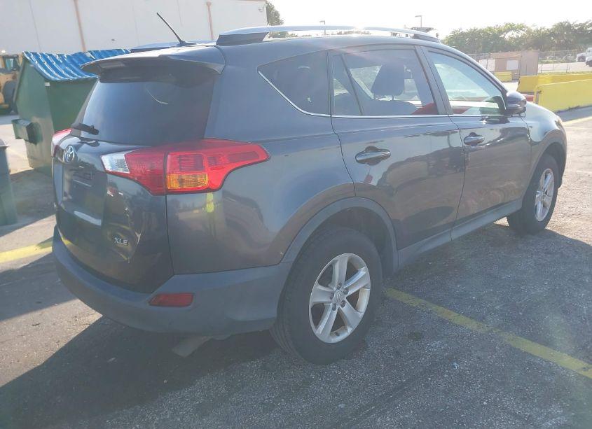 Photo 4 of 2014 Toyota Rav4 XLE (VIN 2T3RFREV3EW202767)