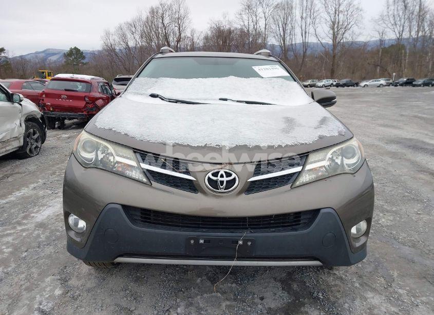 Photo 13 of 2015 Toyota Rav4 XLE (VIN 2T3RFREV3FW241344)