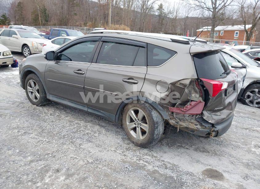 Photo 3 of 2015 Toyota Rav4 XLE (VIN 2T3RFREV3FW241344)