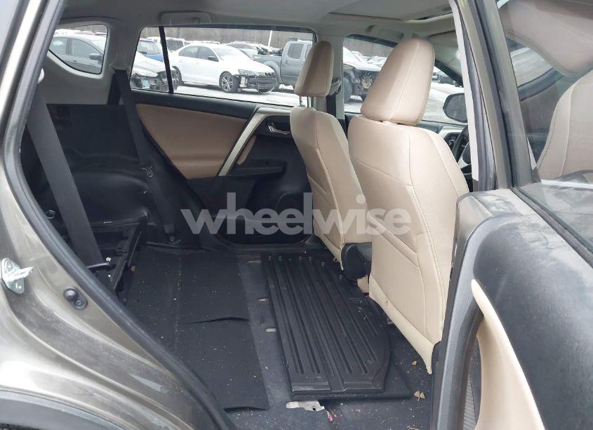 Photo 8 of 2015 Toyota Rav4 XLE (VIN 2T3RFREV3FW241344)