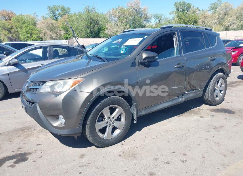 Photo 2 of 2015 Toyota Rav4 XLE (VIN 2T3RFREV3FW278815)