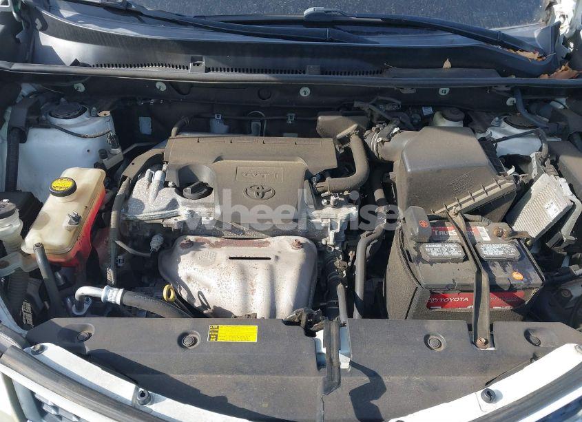 Photo 10 of 2015 Toyota Rav4 XLE (VIN 2T3RFREV3FW321338)