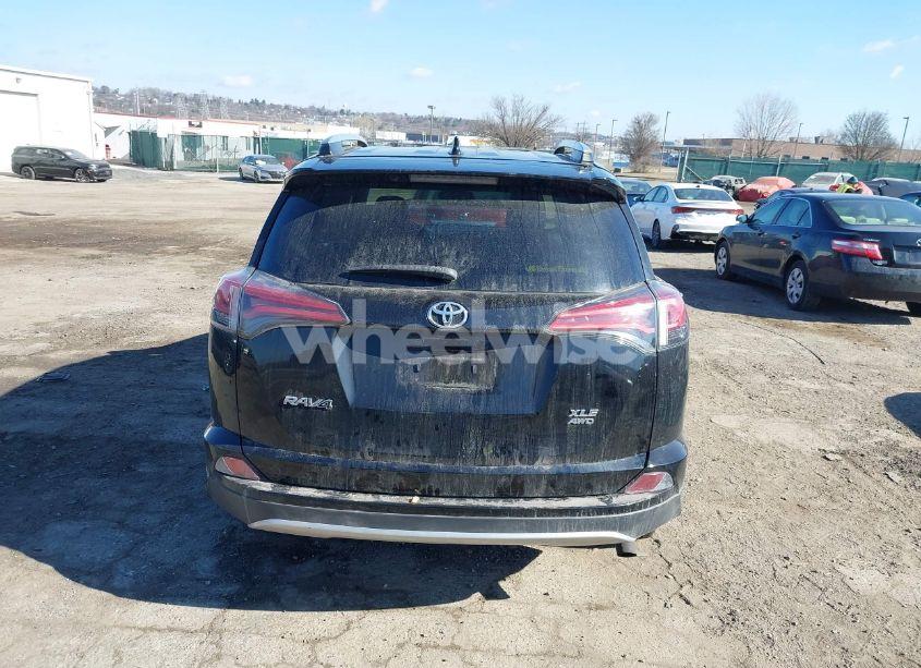 Photo 16 of 2016 Toyota Rav4 XLE (VIN 2T3RFREV3GW430092)
