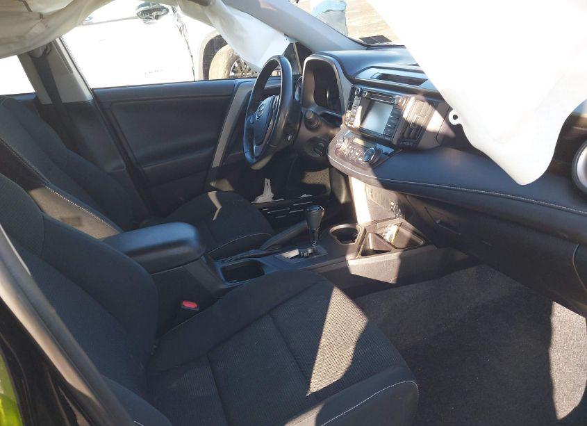 Photo 5 of 2016 Toyota Rav4 XLE (VIN 2T3RFREV3GW488378)