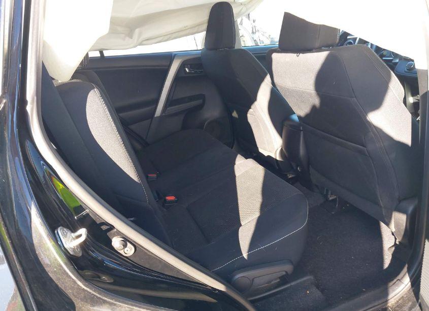 Photo 8 of 2016 Toyota Rav4 XLE (VIN 2T3RFREV3GW488378)
