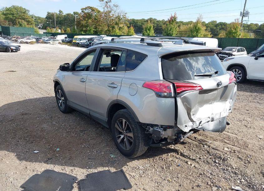 Photo 3 of 2016 Toyota Rav4 XLE (VIN 2T3RFREV3GW537577)