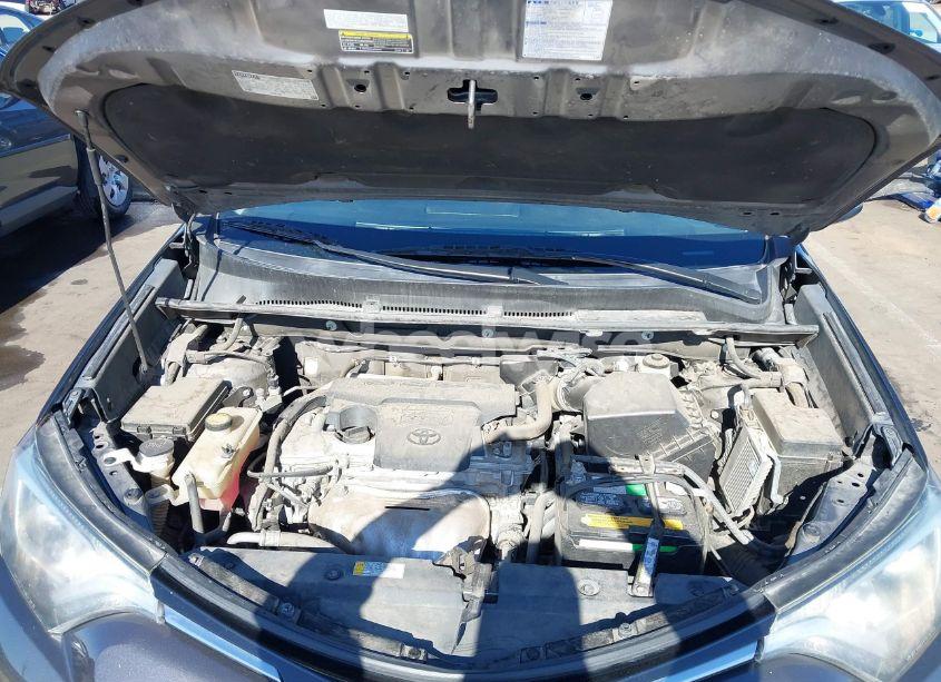 Photo 10 of 2017 Toyota Rav4 XLE (VIN 2T3RFREV3HW546118)