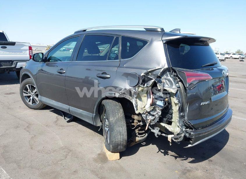 Photo 6 of 2017 Toyota Rav4 XLE (VIN 2T3RFREV3HW546118)