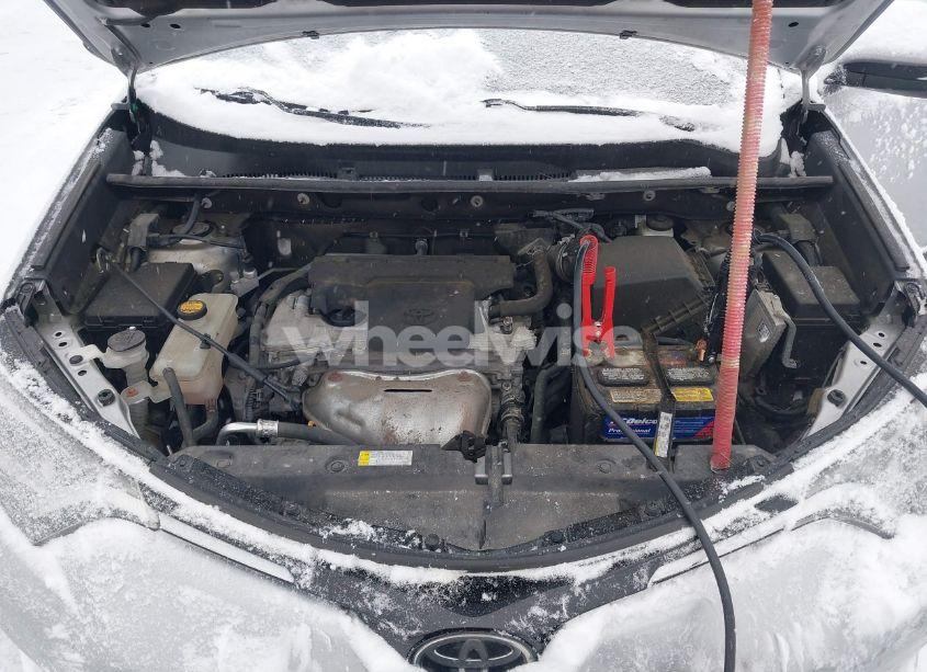 Photo 10 of 2017 Toyota Rav4 XLE (VIN 2T3RFREV3HW554428)