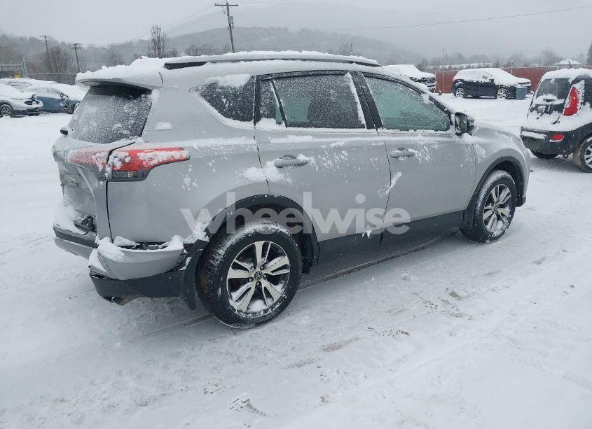Photo 4 of 2017 Toyota Rav4 XLE (VIN 2T3RFREV3HW554428)