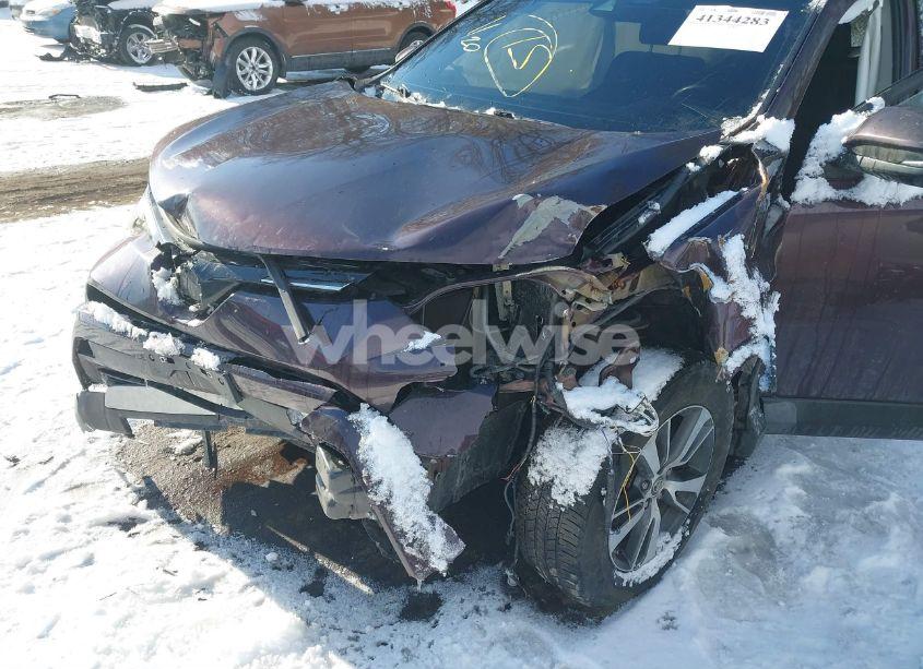 Photo 6 of 2017 Toyota Rav4 XLE (VIN 2T3RFREV3HW593455)