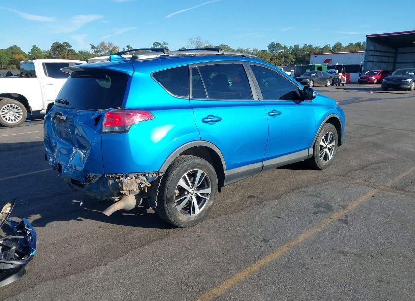 Photo 4 of 2017 Toyota Rav4 XLE (VIN 2T3RFREV3HW616250)