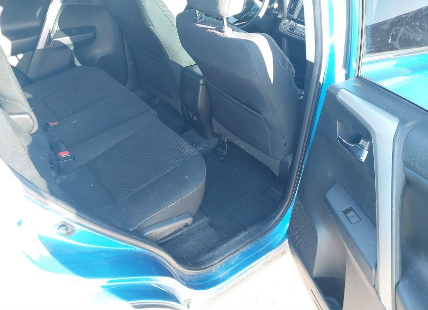 Photo 8 of 2017 Toyota Rav4 XLE (VIN 2T3RFREV3HW616250)