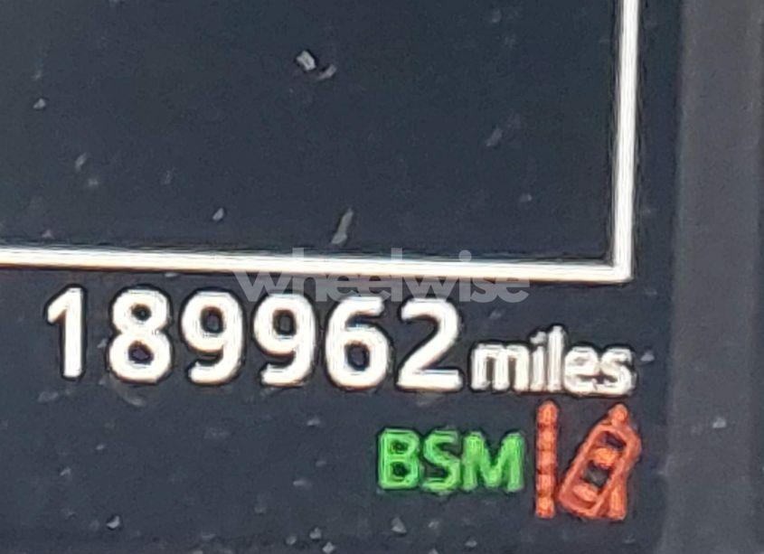 Photo 15 of 2017 Toyota Rav4 XLE (VIN 2T3RFREV3HW674214)