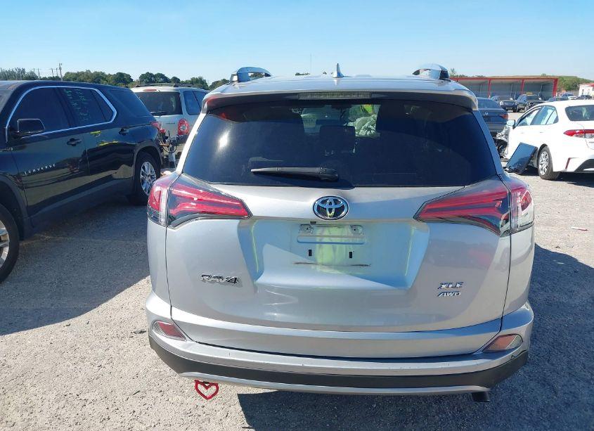 Photo 16 of 2017 Toyota Rav4 XLE (VIN 2T3RFREV3HW695774)