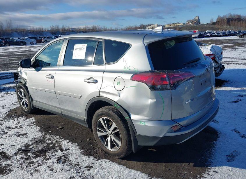 Photo 3 of 2018 Toyota Rav4 XLE (VIN 2T3RFREV3JW732215)