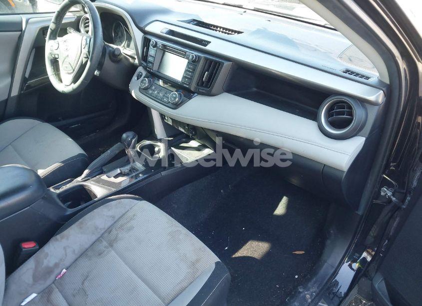 Photo 5 of 2018 Toyota Rav4 ADVENTURE/XLE (VIN 2T3RFREV3JW733705)