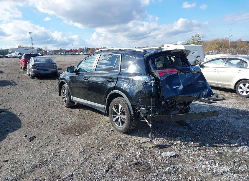 Photo 3 of 2018 Toyota Rav4 XLE (VIN 2T3RFREV3JW734840)