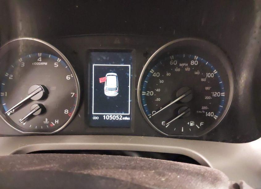 Photo 7 of 2018 Toyota Rav4 ADVENTURE/XLE (VIN 2T3RFREV3JW739620)