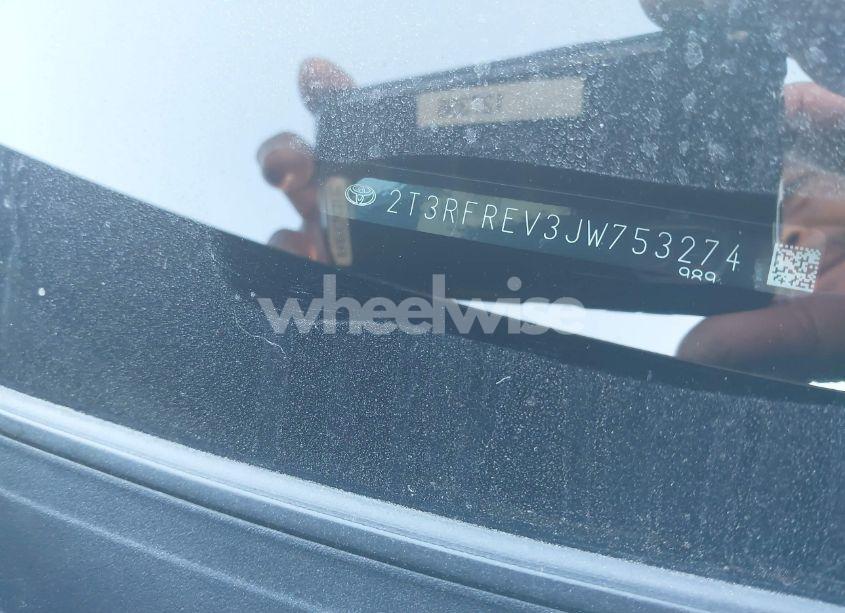 Photo 9 of 2018 Toyota Rav4 ADVENTURE/XLE (VIN 2T3RFREV3JW753274)